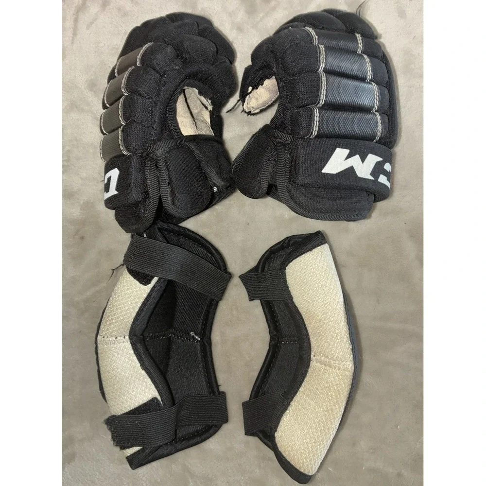CCM Gloves Youth 9